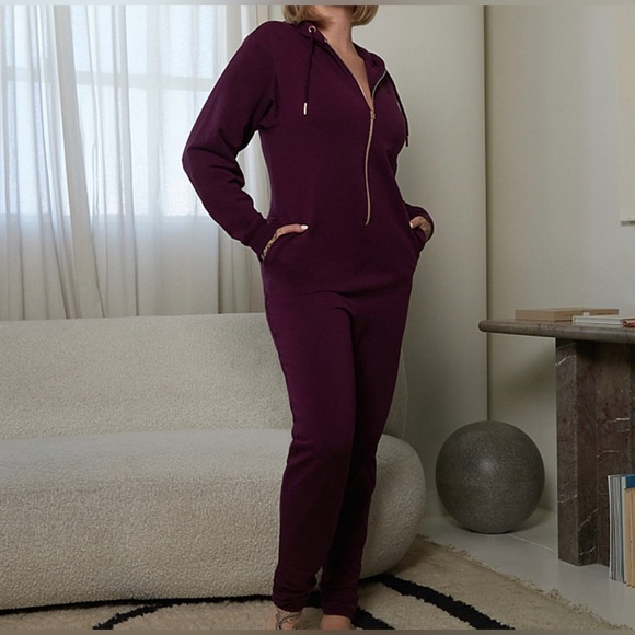 Savage X Fenty Other - Savage X Fenty Forever Savage Hooded Onesie